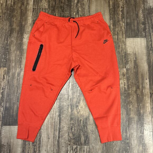 Nike Sportswear Tech Fleece Joggers Sweatpants Standard Fit Clay Red 2X women’s - Picture 1 of 9